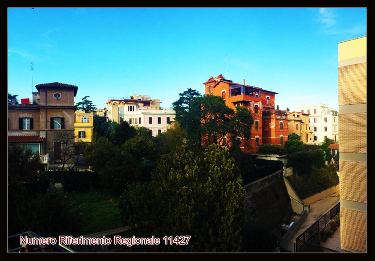 Roma Manuela'S Cozy Guest House Trastevere Ngoại thất bức ảnh