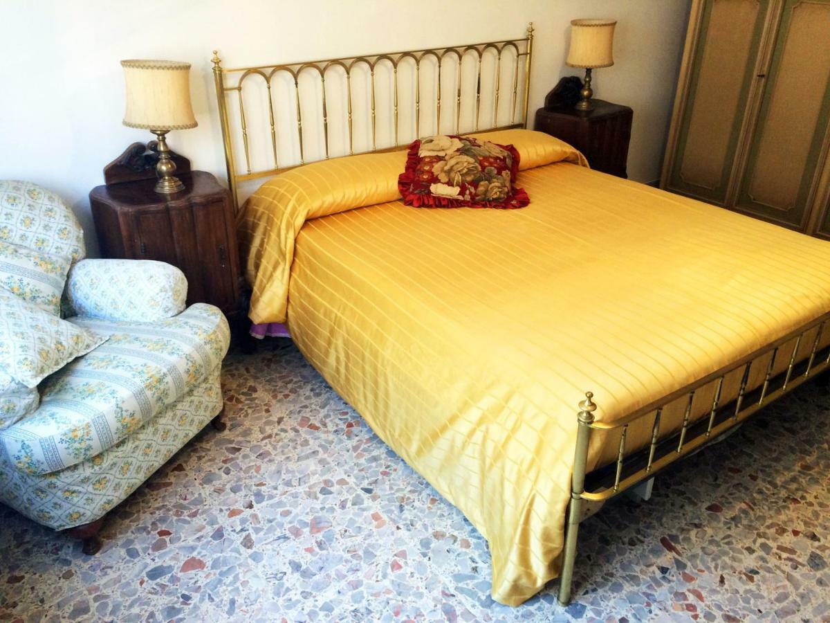 Roma Manuela'S Cozy Guest House Trastevere Ngoại thất bức ảnh