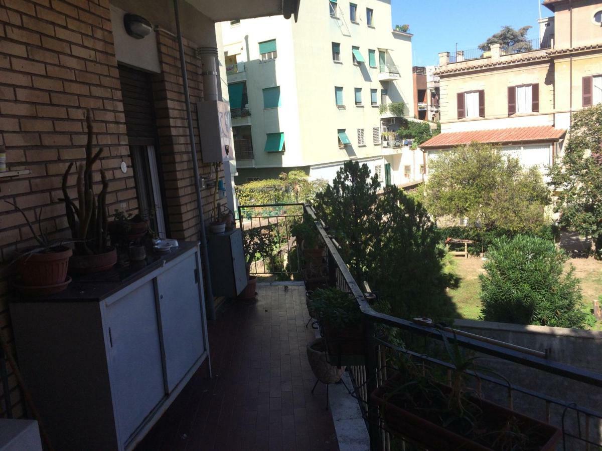 Roma Manuela'S Cozy Guest House Trastevere Ngoại thất bức ảnh