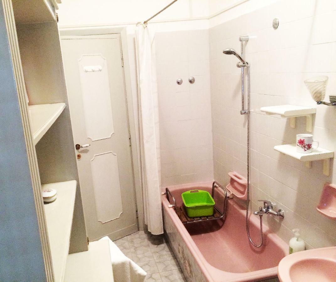 Roma Manuela'S Cozy Guest House Trastevere Ngoại thất bức ảnh