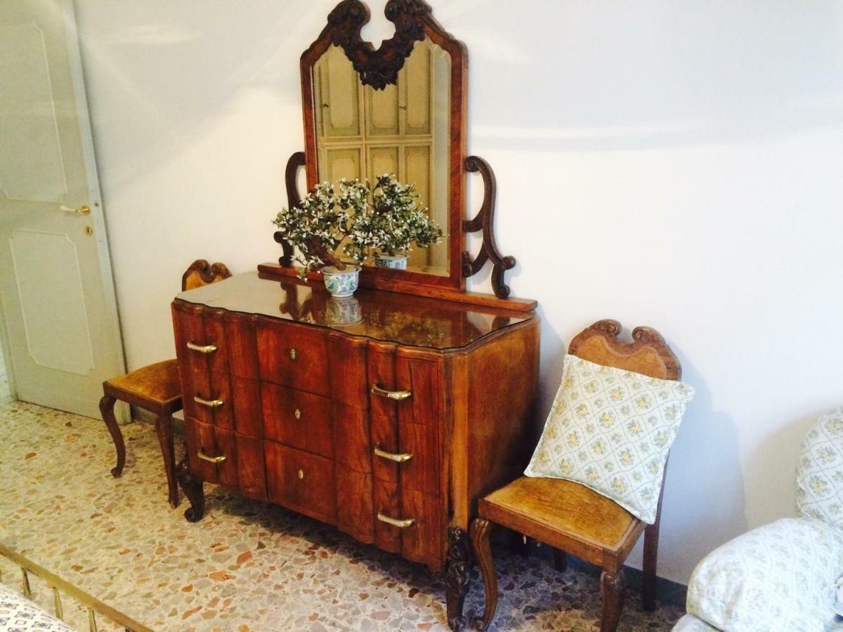 Roma Manuela'S Cozy Guest House Trastevere Ngoại thất bức ảnh