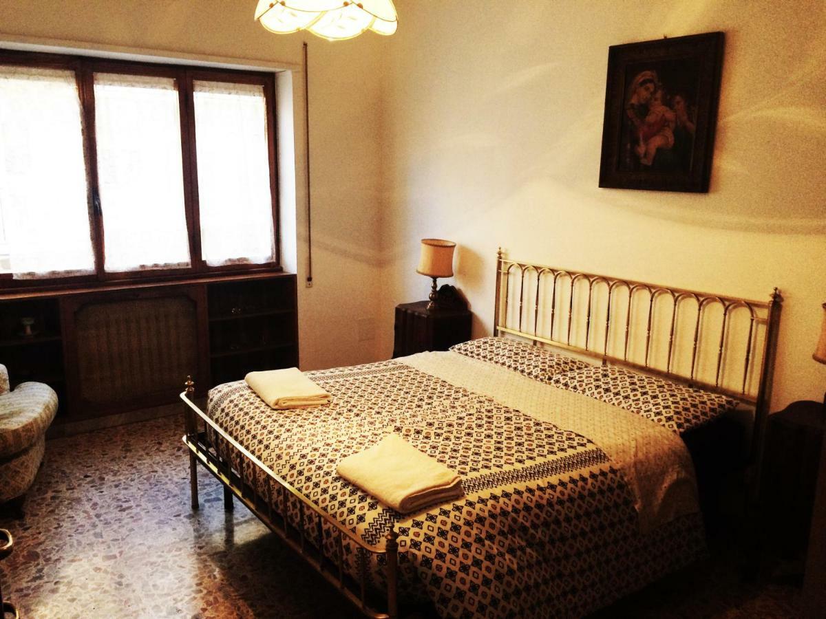 Roma Manuela'S Cozy Guest House Trastevere Ngoại thất bức ảnh