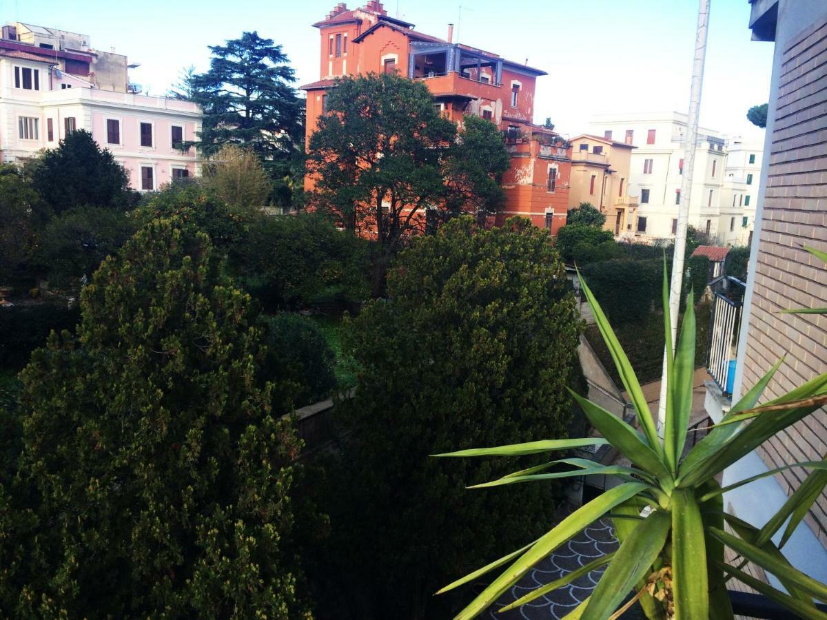 Roma Manuela'S Cozy Guest House Trastevere Ngoại thất bức ảnh